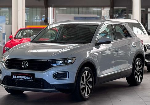 Volkswagen T-Roc, 2021