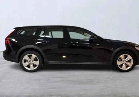 Volvo V60 Cross Country, 2021