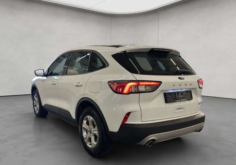 Ford Kuga, 2022