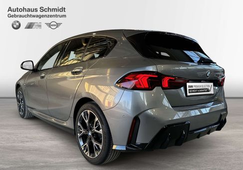 BMW 120, 2025
