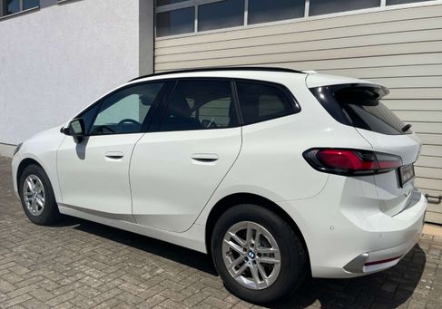 BMW 218, 2022 3