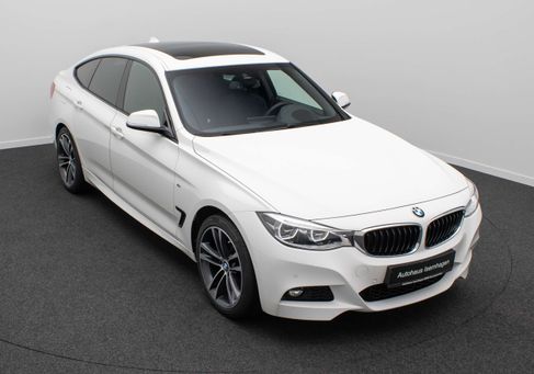 BMW 320, 2018