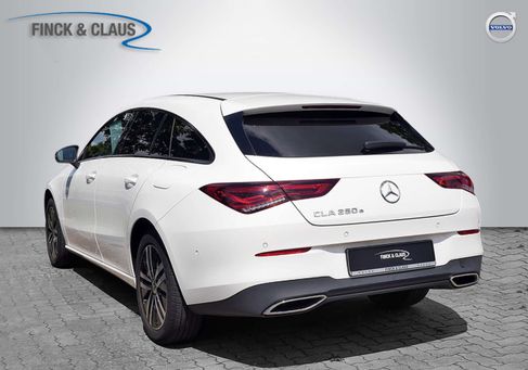 Mercedes-Benz CLA 250, 2022