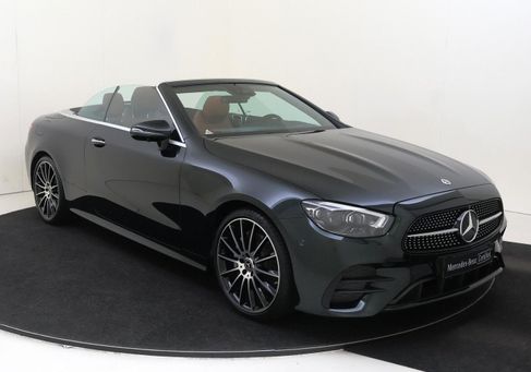 Mercedes-Benz E 200, 2022