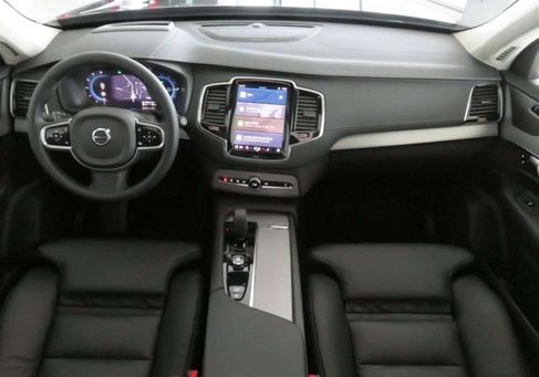 Volvo XC90, 2022