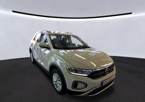 Volkswagen T-Roc, 2022