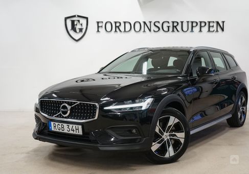 Volvo V60 Cross Country, 2022