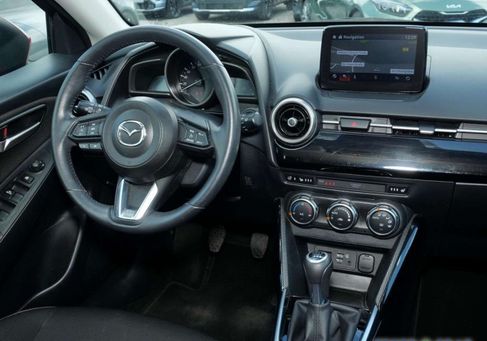 Mazda 2, 2020