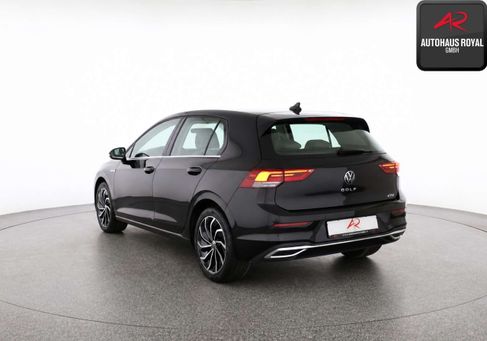 Volkswagen Golf, 2023 3