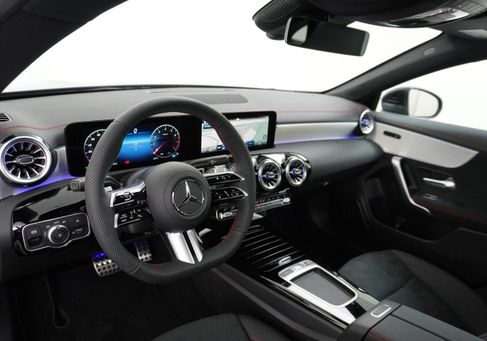 Mercedes-Benz CLA 180 Shooting Brake, 2025