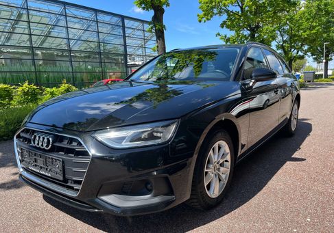 Audi A4, 2022