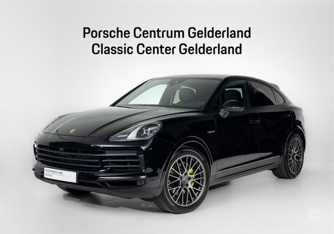 Porsche Cayenne, 2022