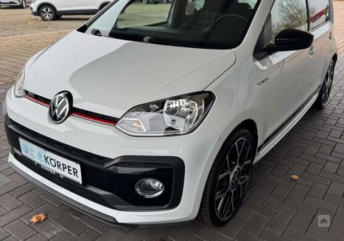 Volkswagen up!, 2021