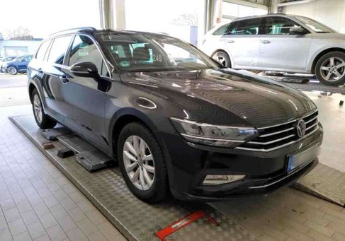 Volkswagen Passat Variant, 2022