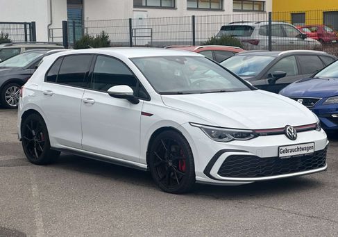 Volkswagen Golf, 2023 2
