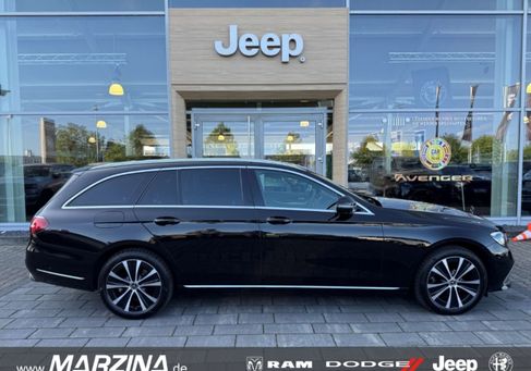 Mercedes-Benz E 200, 2020