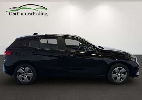 BMW 118, 2023
