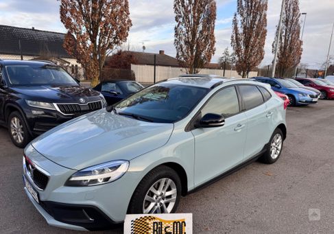 Volvo V40 Cross Country, 2019