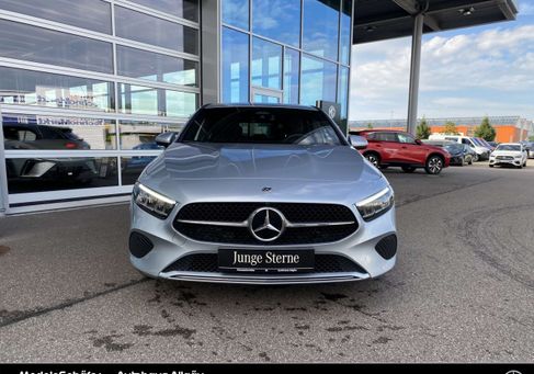 Mercedes-Benz A 180, 2024