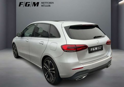 Mercedes-Benz B 220, 2020