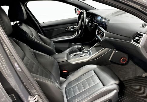 BMW 330, 2020 3