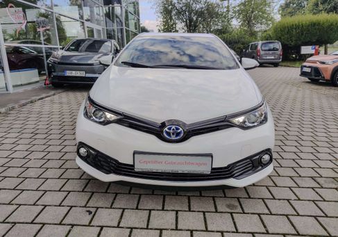 Toyota Auris, 2019 3