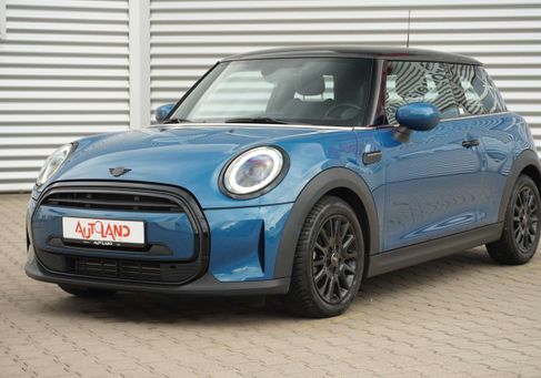 MINI ONE, 2022