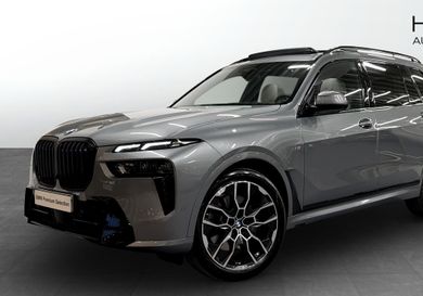 BMW X7, 2025