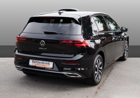Volkswagen Golf, 2023 2