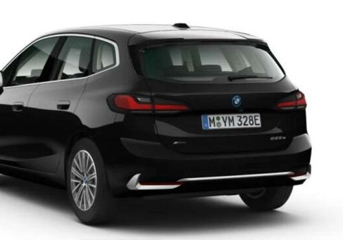 BMW 225, 2023