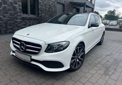 Mercedes-Benz E 350, 2017