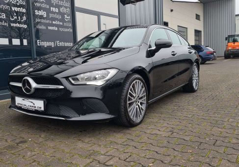 Mercedes-Benz CLA 200, 2022