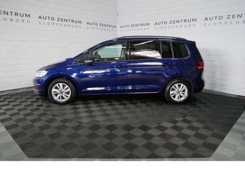 Volkswagen Touran, 2023 2