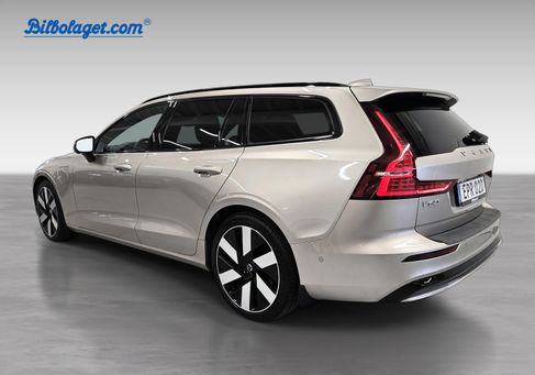 Volvo V60, 2025