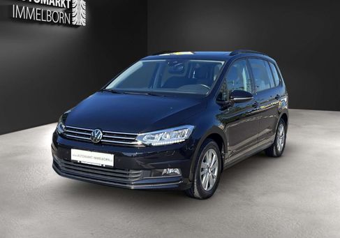 Volkswagen Touran, 2023 3