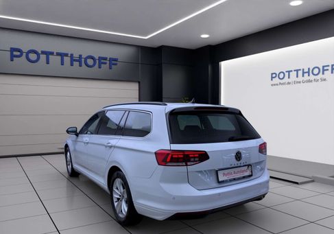 Volkswagen Passat Variant, 2023 3