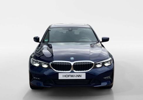 BMW 320, 2022