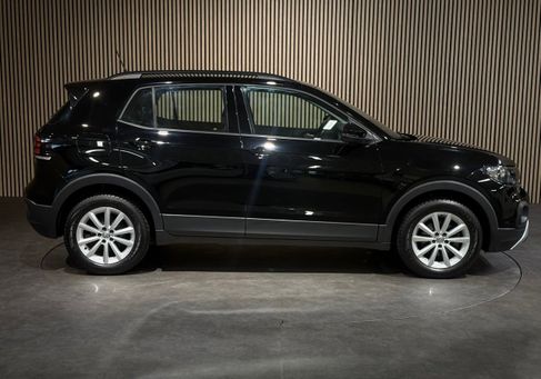 Volkswagen T-Cross, 2019