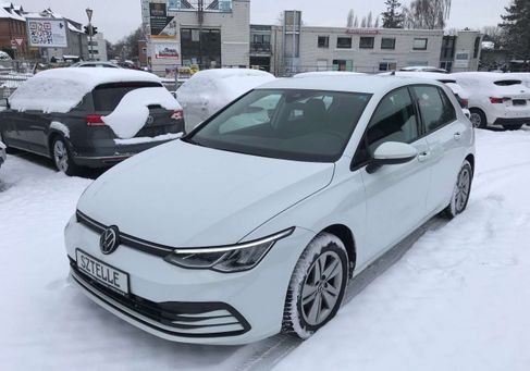 Volkswagen Golf, 2022