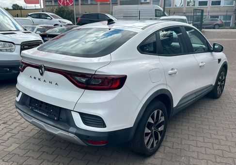 Renault Arkana, 2022 3