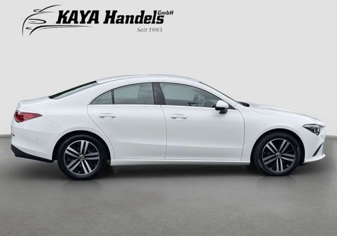 Mercedes-Benz CLA 200, 2021