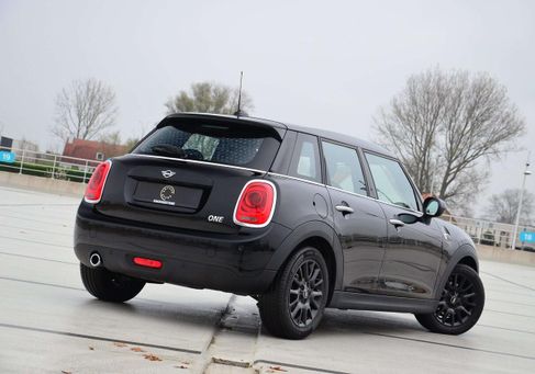MINI, 2019
