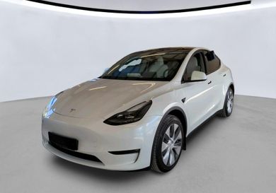 Tesla Model Y, 2023