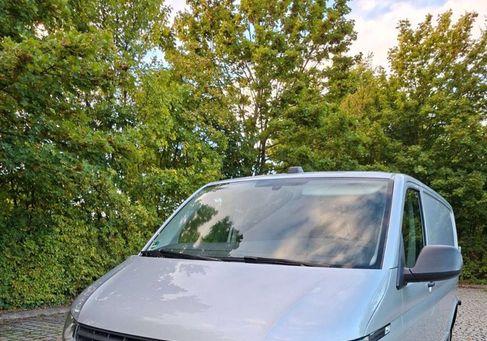 Volkswagen T6 Transporter, 2021