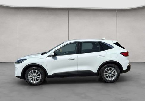 Ford Kuga, 2022