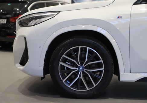BMW, 2023 3