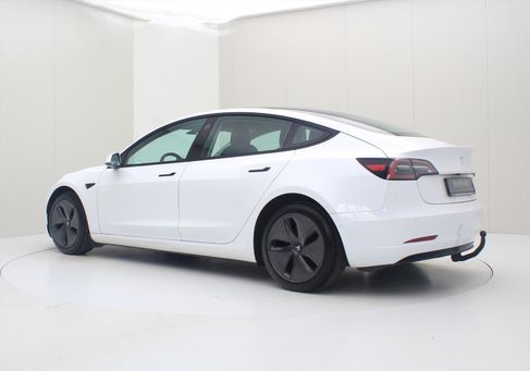 Tesla Model 3, 2022 3