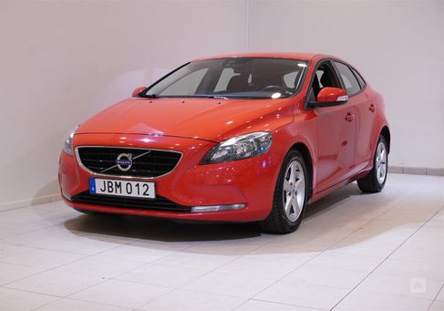 Volvo V40, 2016