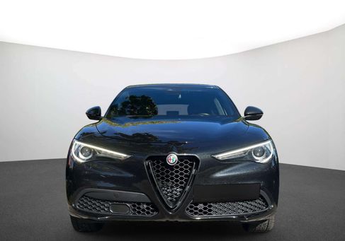 Alfa Romeo Stelvio, 2020 3