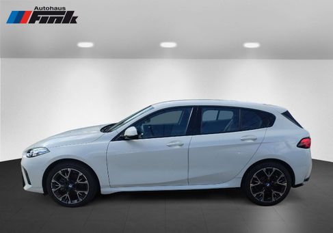BMW 120, 2025